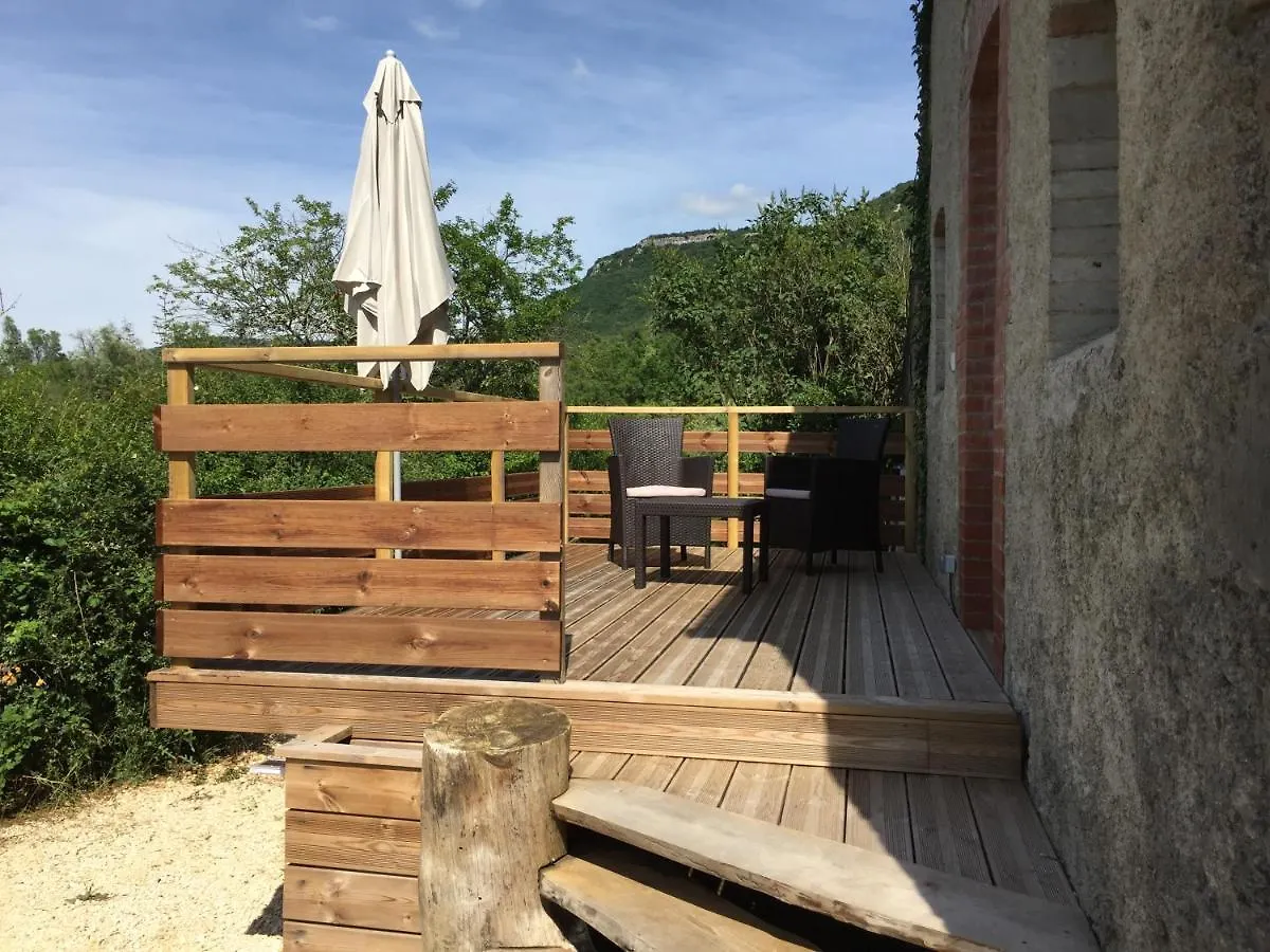 Les Agaves Piscine Panoramique Vue Exceptionnelle Bed & Breakfast Grospierres